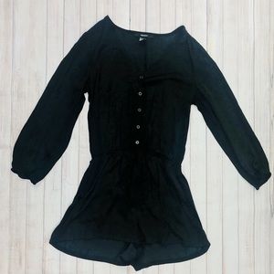 Forever 21 Romper Black Long-Sleeve Size S